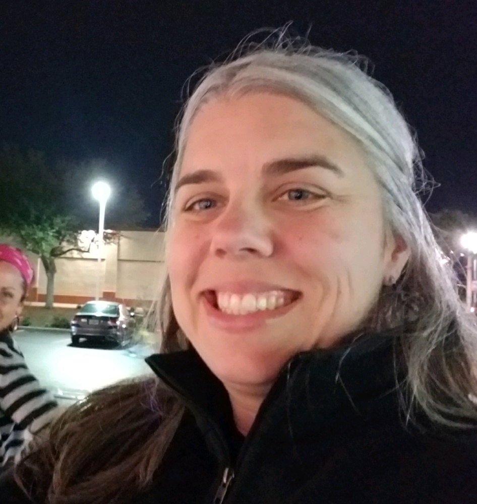 Meet your Posher, Tiffany